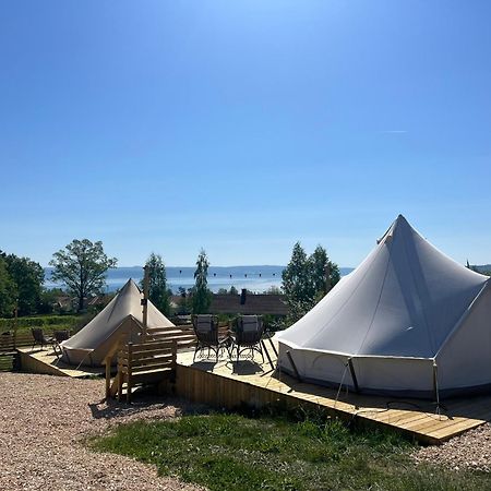ホテル Vaettervy Glamping Habo エクステリア 写真