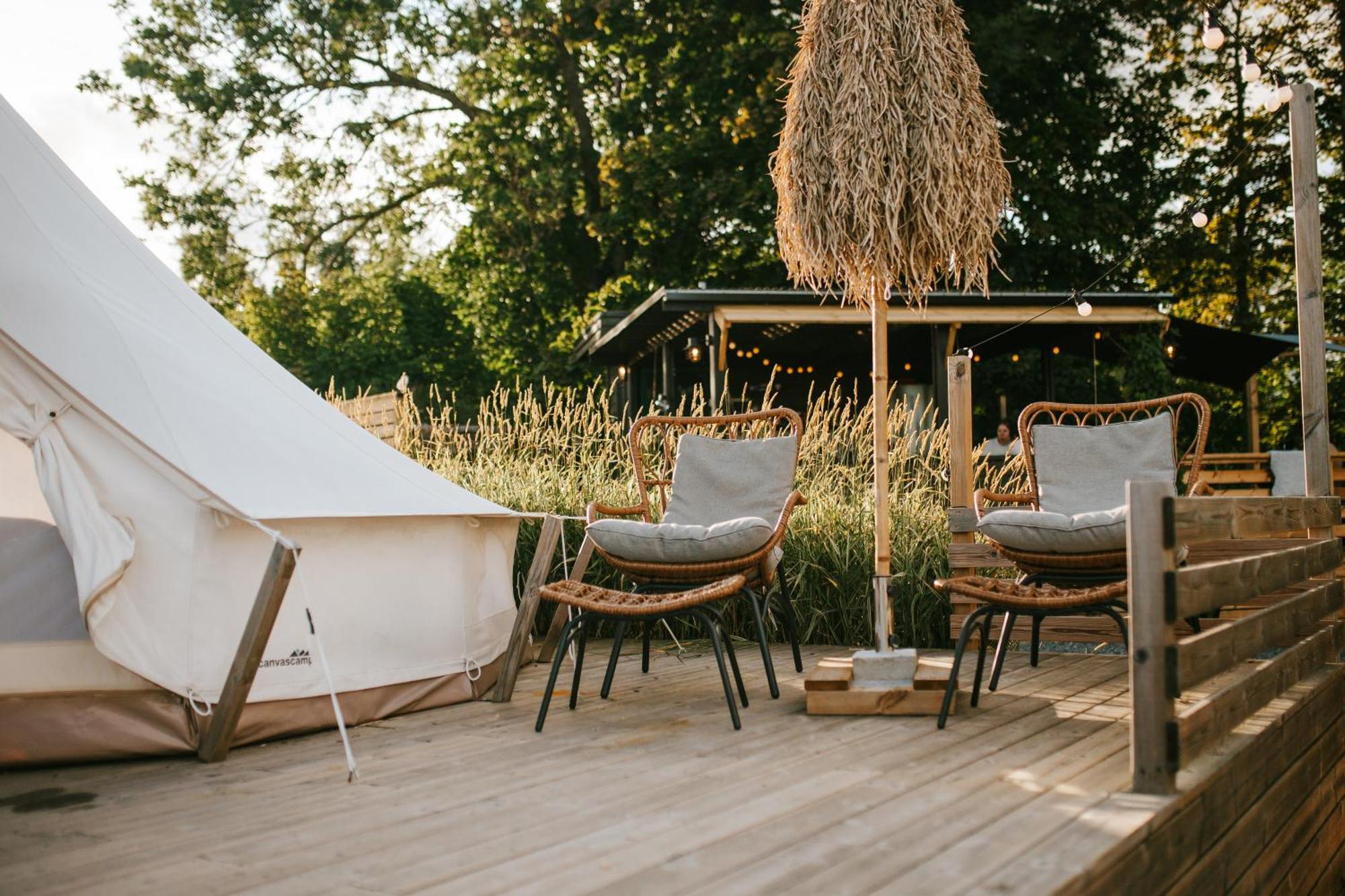 ホテル Vaettervy Glamping Habo エクステリア 写真